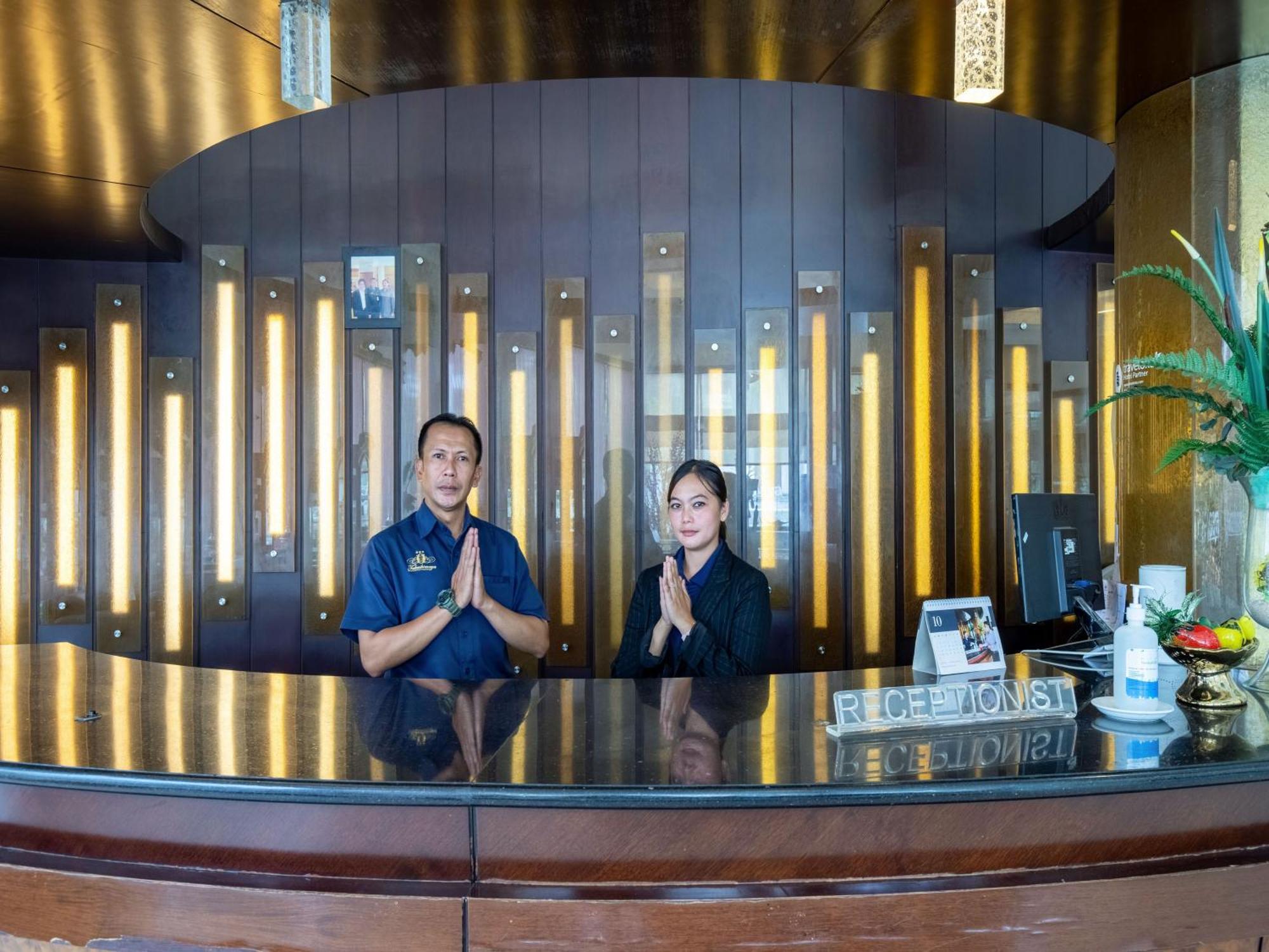 Takashimaya Hotel & Convention Lembang Exterior photo